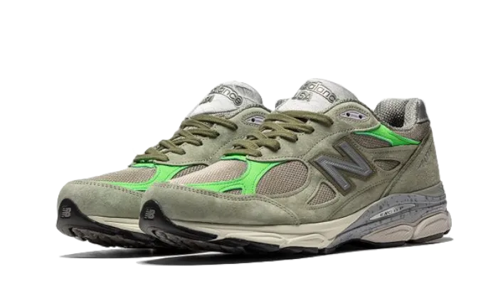 990 V3 Patta Keep Your Family Close