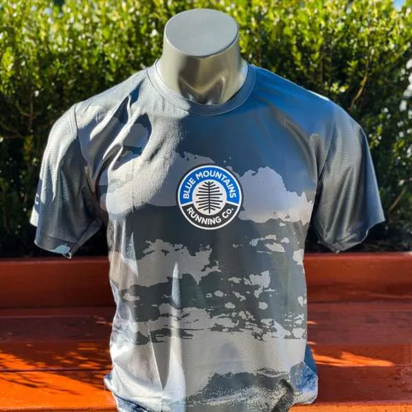 Blue Mountains Running Co Mens Camo Tee