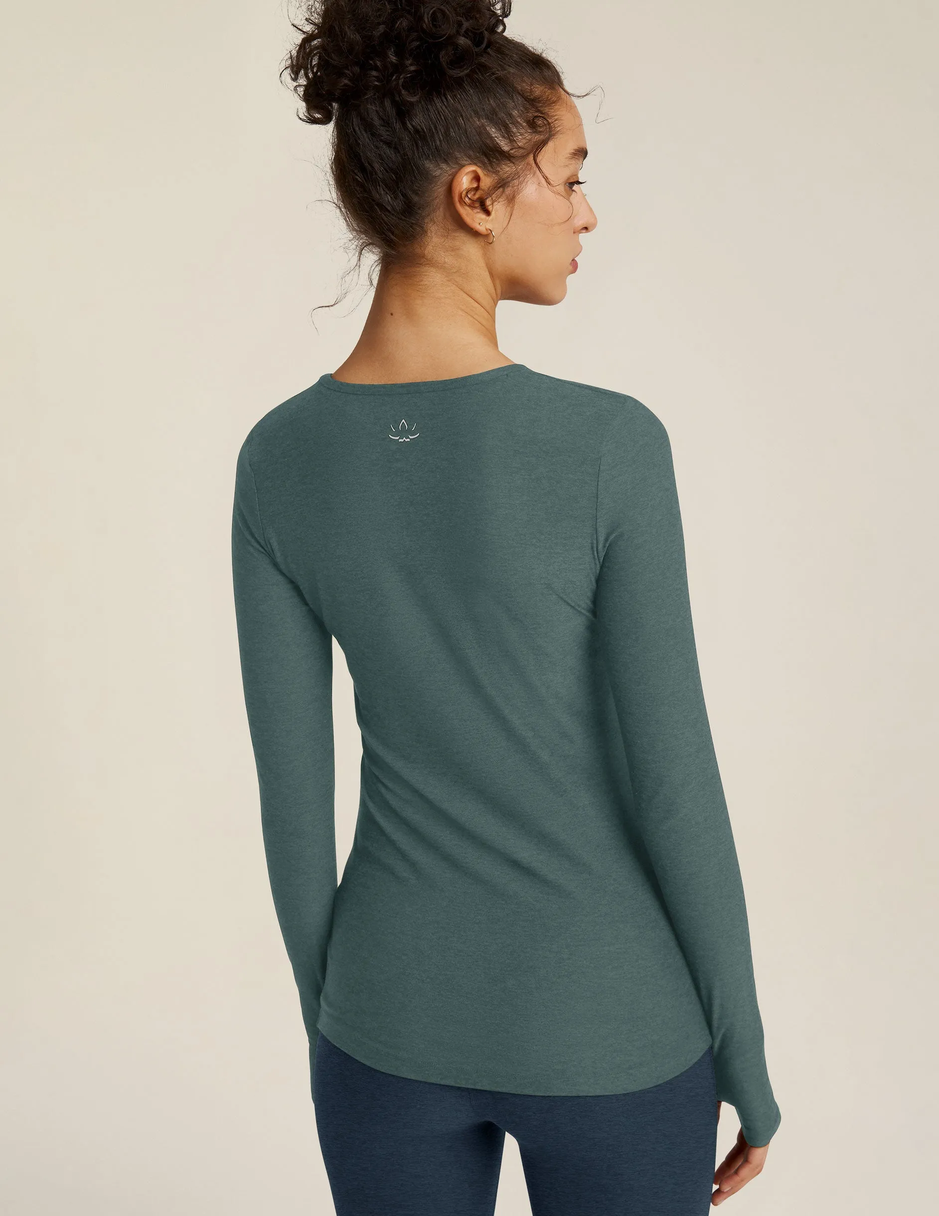 Featherweight Classic Crew Pullover