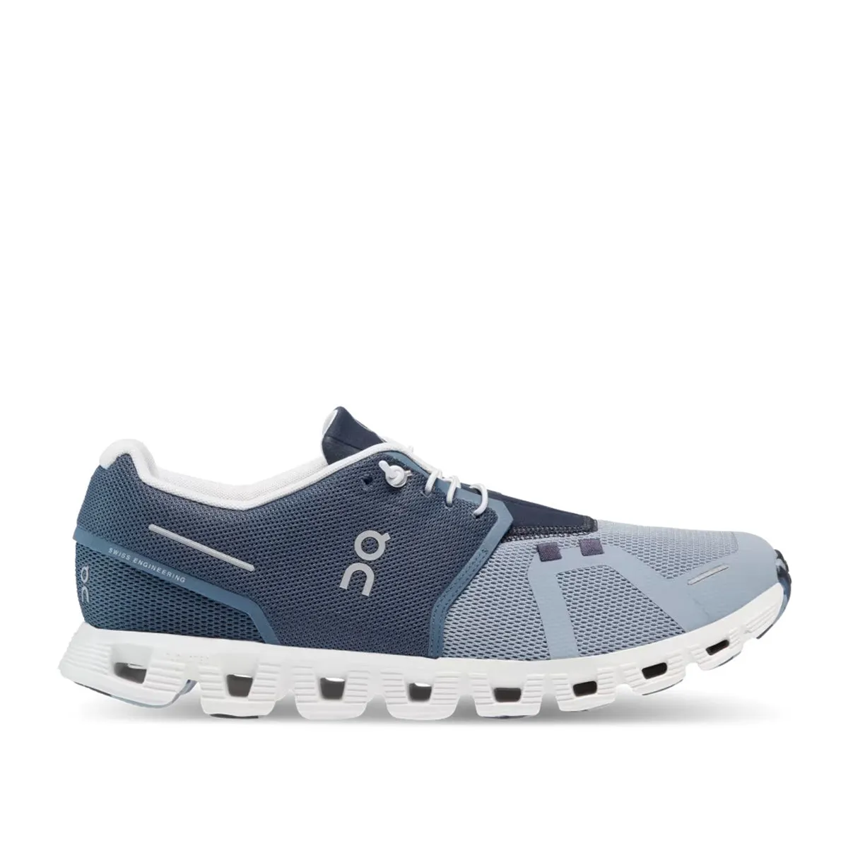 On Running - Cloud 5 Fuse Trainers in Storm/Chambray