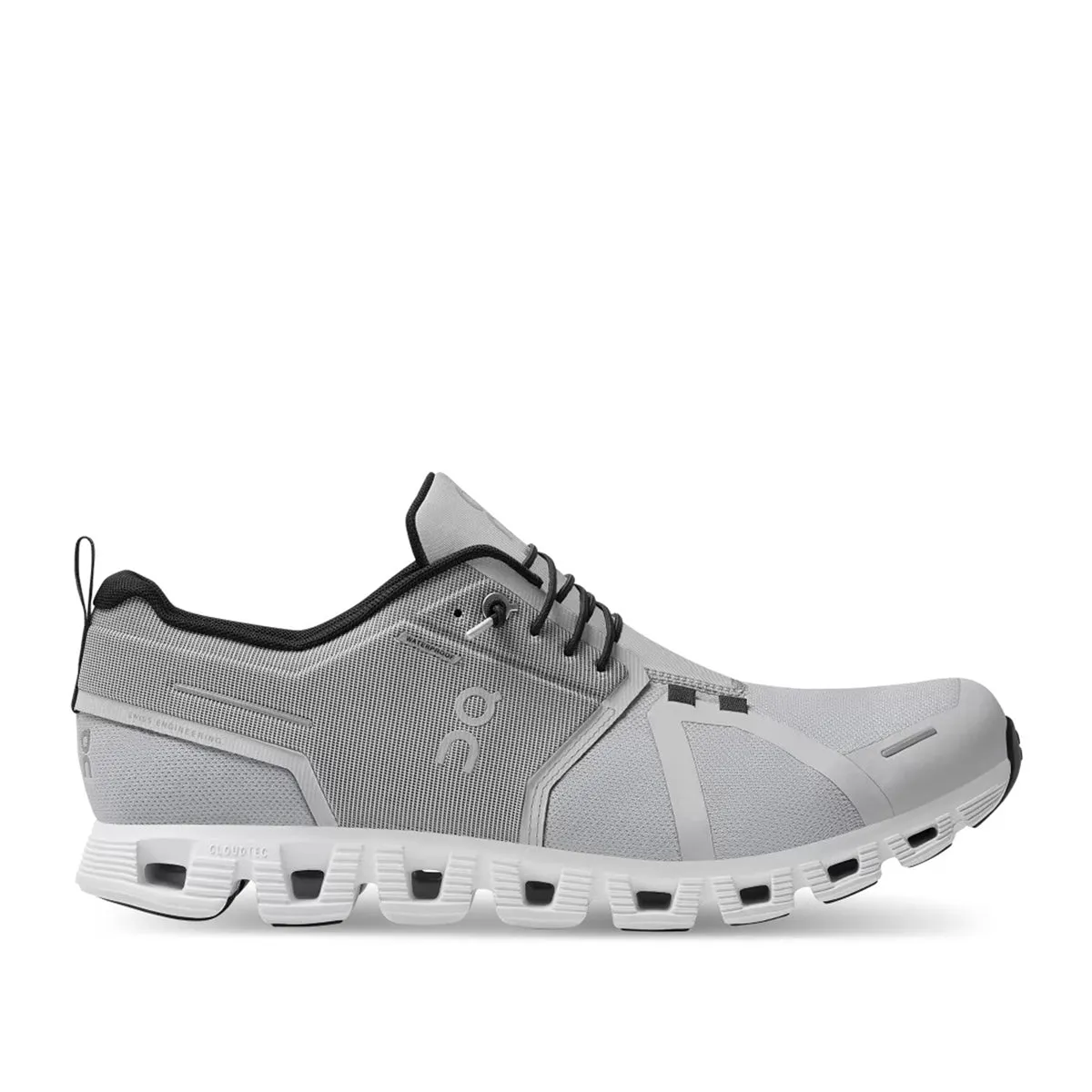 On Running - Cloud 5 Waterproof Trainer in Glacier/White