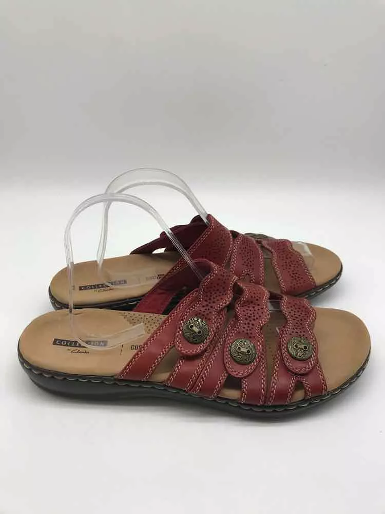 Pre-Owned Clarks Red Size 10 Strappy Sandals