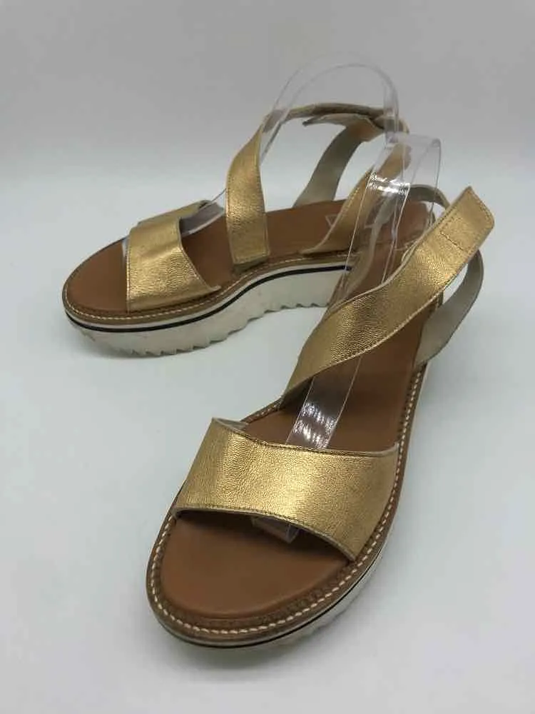 Pre-Owned Paul Green Gold Size 9.5 Ankle Strap Sandals