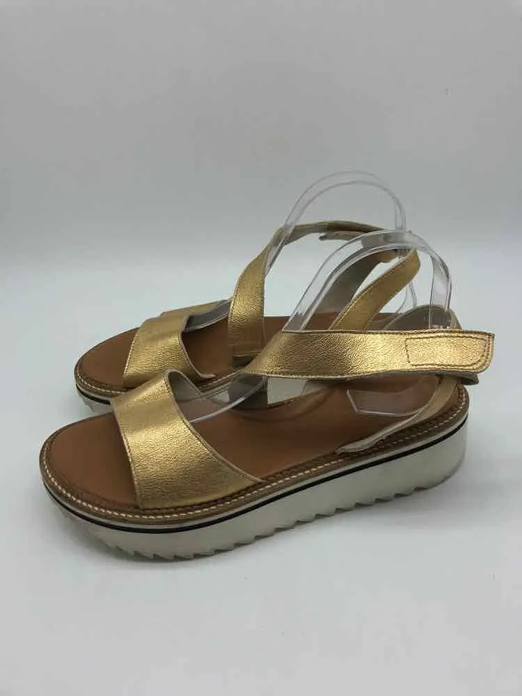 Pre-Owned Paul Green Gold Size 9.5 Ankle Strap Sandals