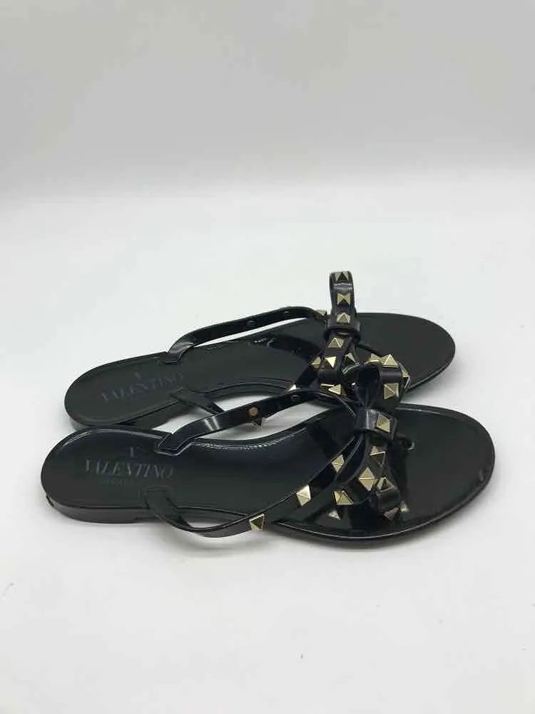 Pre-Owned Valentino Black Size 37 Flip Flop Sandals