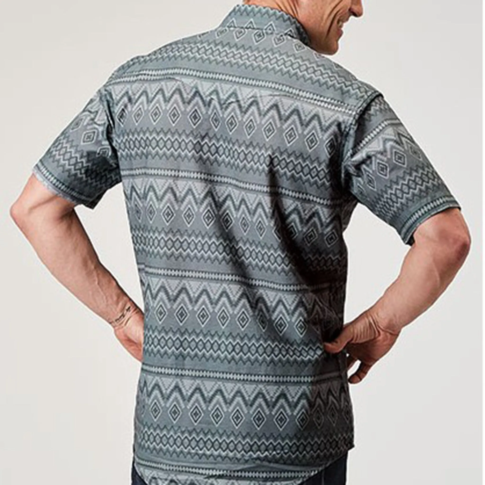 Roper Men's Grey River Aztec Short Sleeve