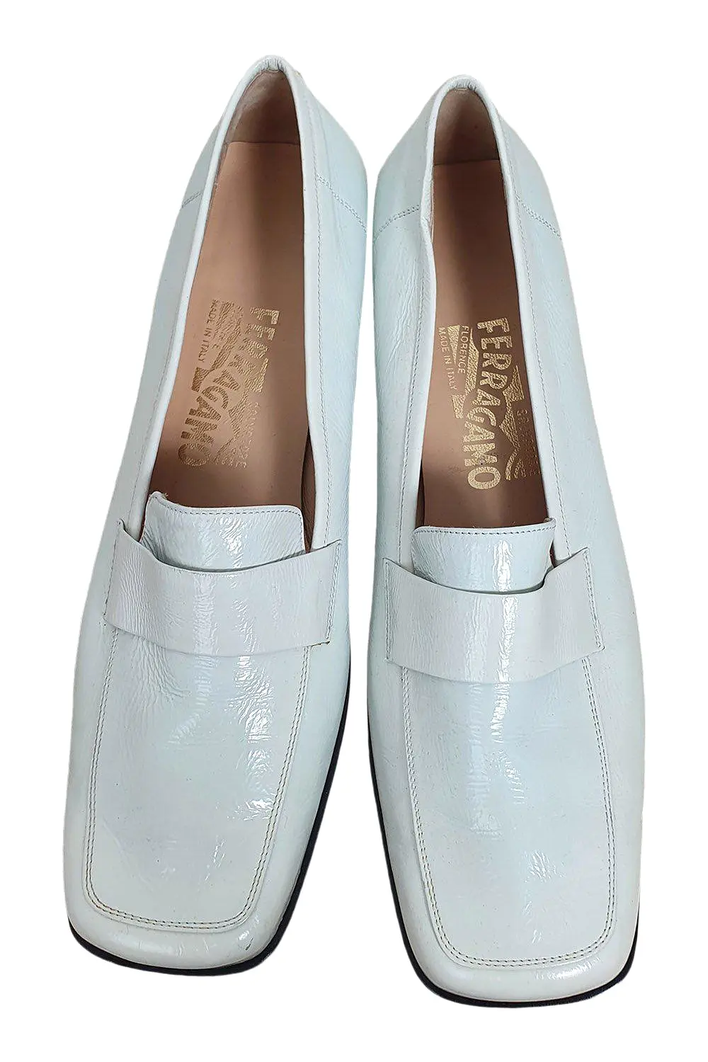 SALVATORE FERRAGAMO White Patent Leather Square Toe Court Shoes (US 9 B | UK 7)